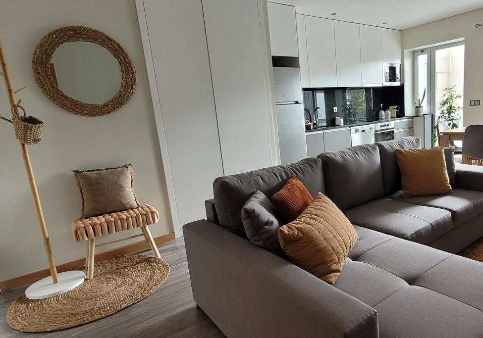 Ao Lado Da Estacao Do Metro! Apartment Vila Nova de Gaia Exterior photo