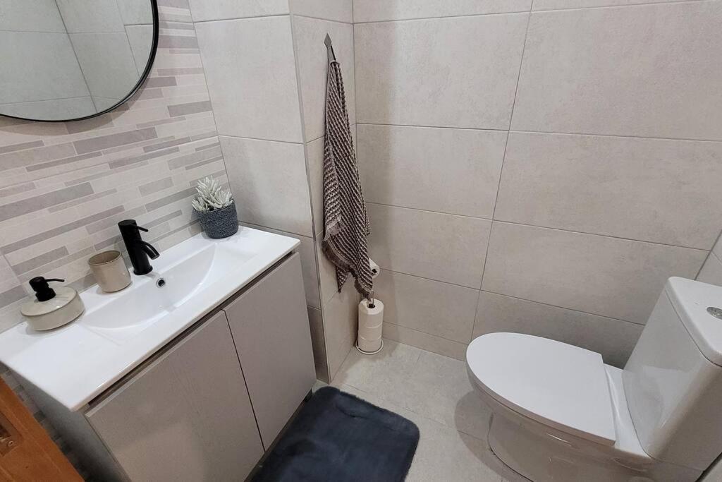 Ao Lado Da Estacao Do Metro! Apartment Vila Nova de Gaia Exterior photo